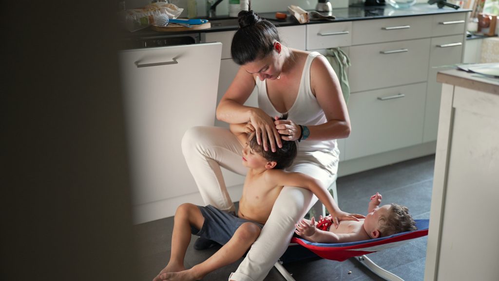 Does Shaving Your Head Get Rid of Lice?