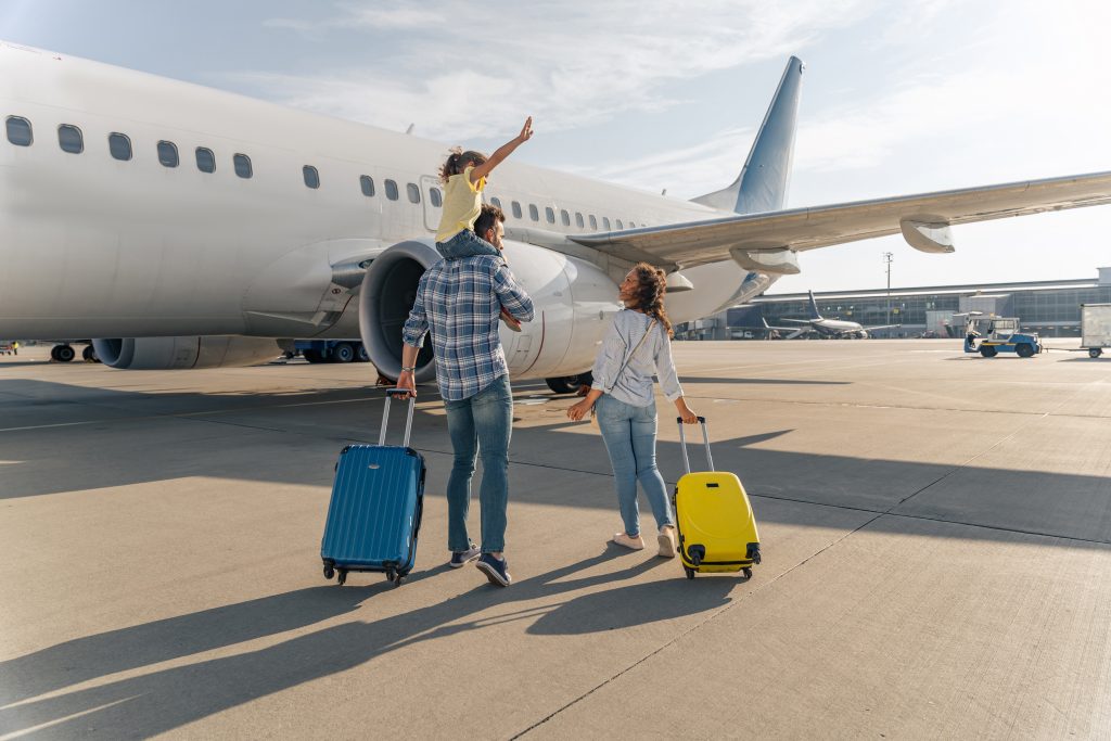 Spring Break Lice Prevention for Traveling Families